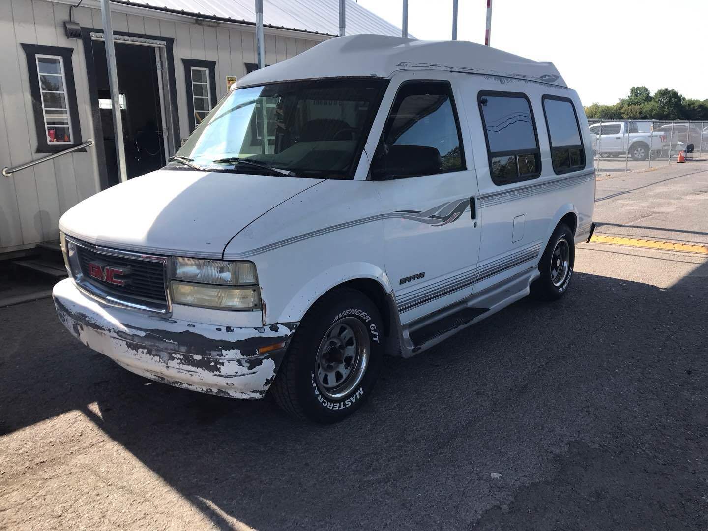 GMC Safari