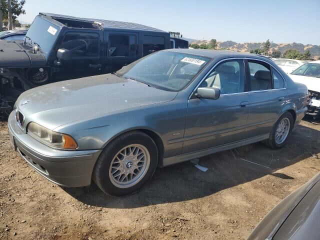 BMW 525i