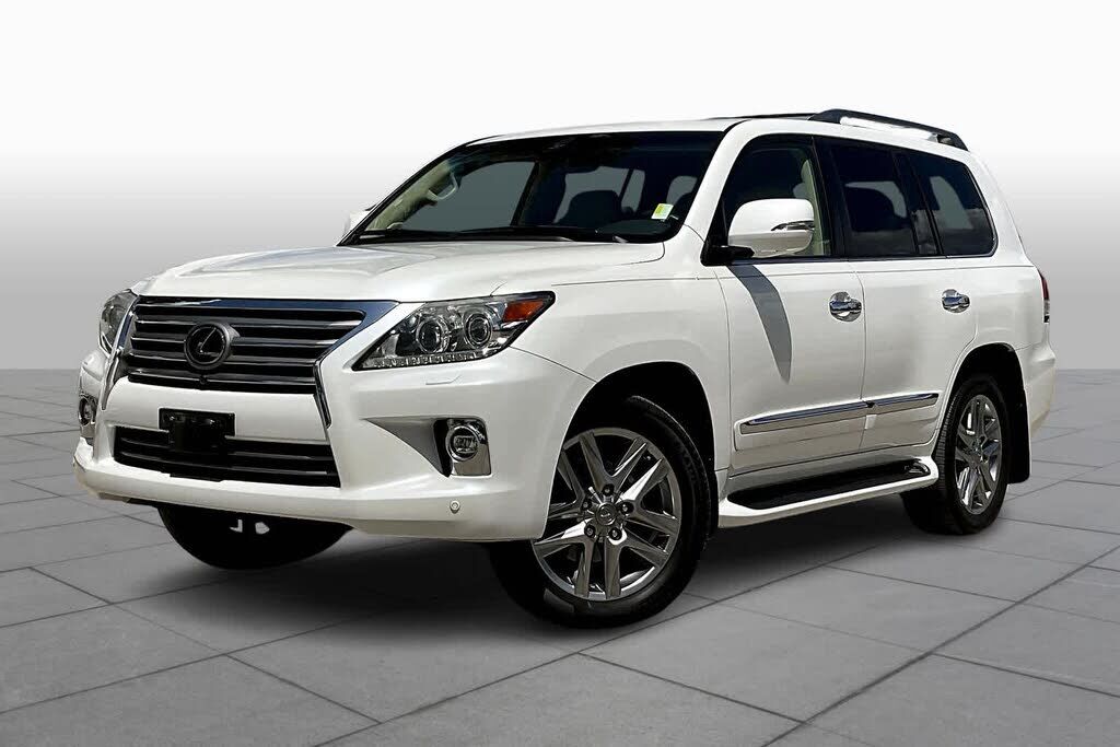 Lexus LX