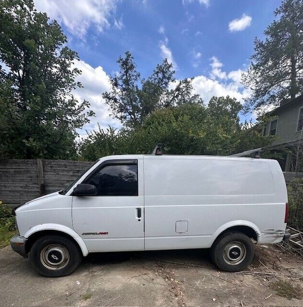 Chevrolet Astro Van
