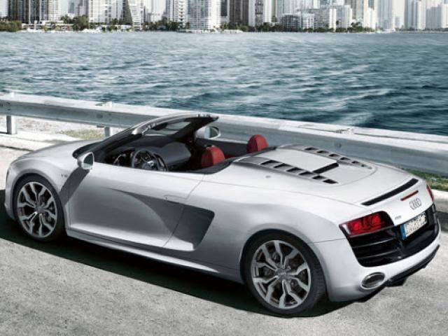 Audi R8