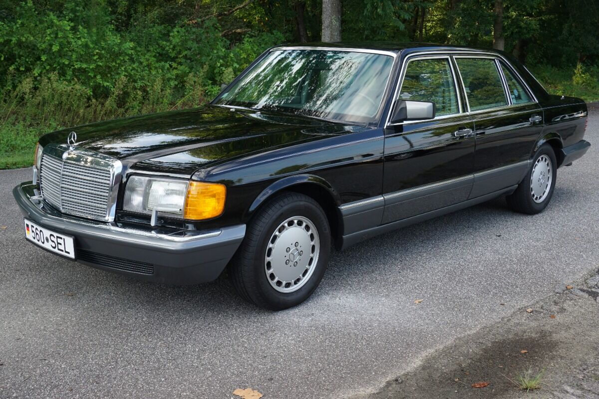 Mercedes-Benz 560