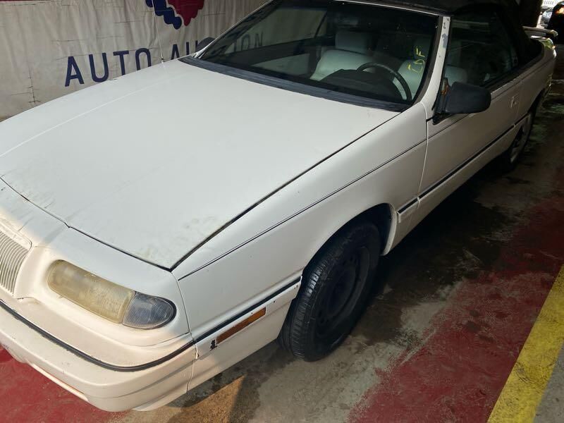 Chrysler LeBaron