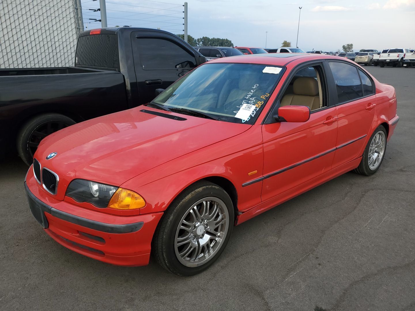 BMW 323i