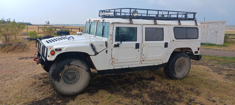 HUMMER H1