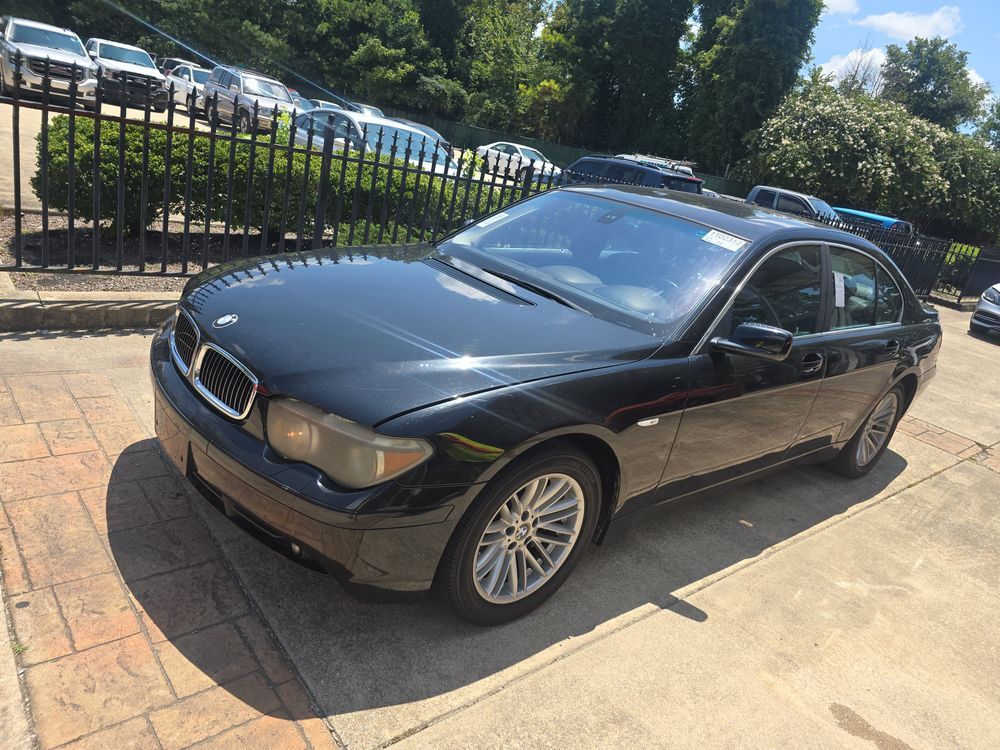 BMW 745i