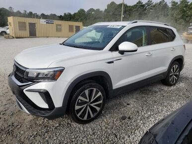 2024 VOLKSWAGEN Taos - License Plate