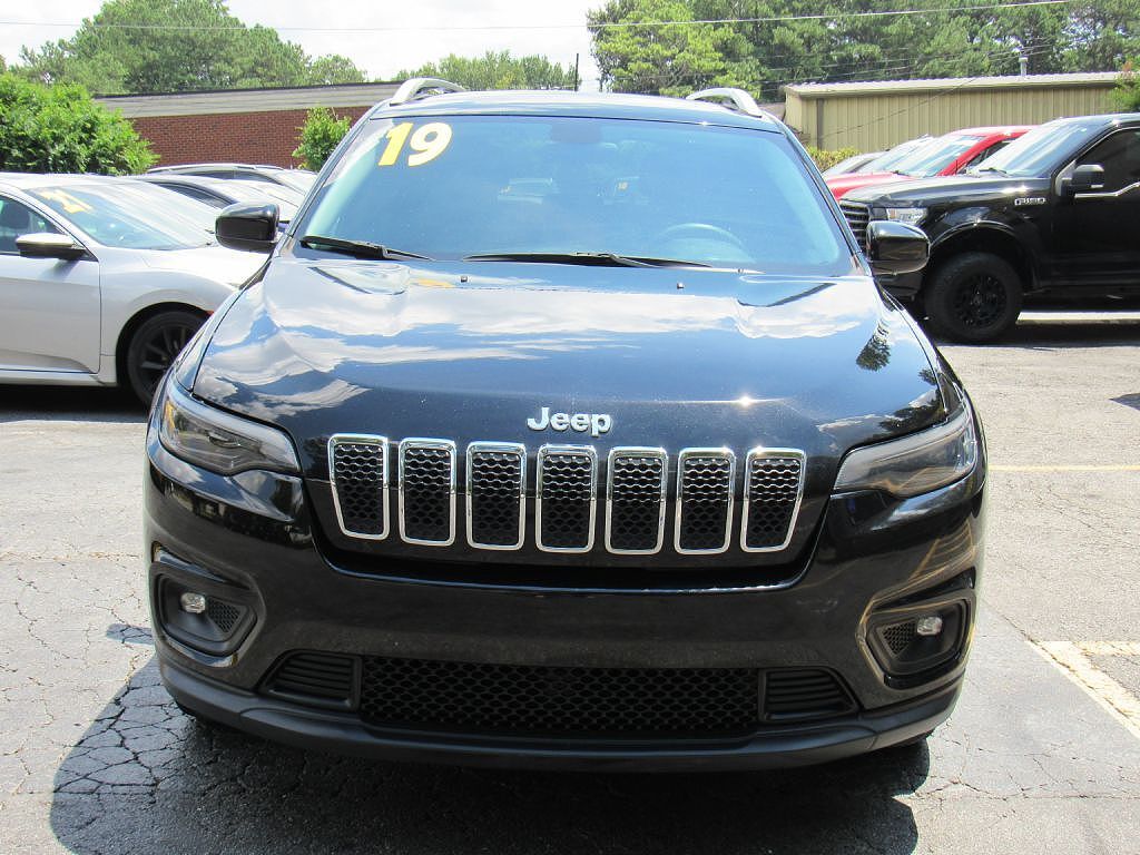2019 JEEP Cherokee