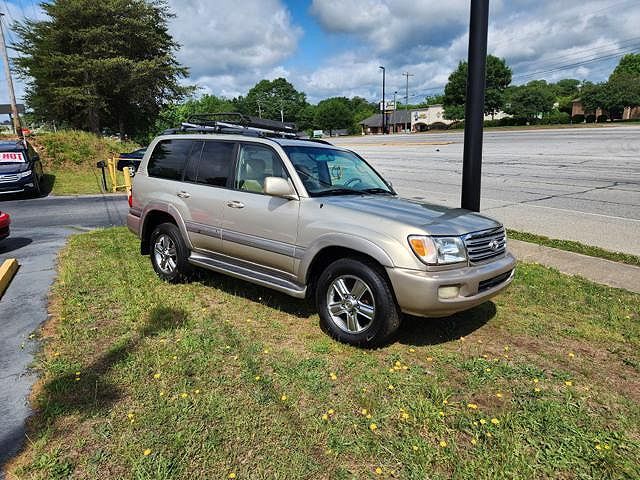 2004 TOYOTA Land Cruiser