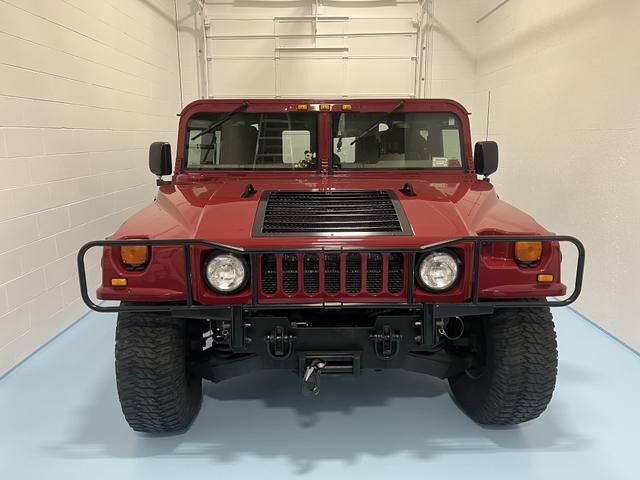 HUMMER H1