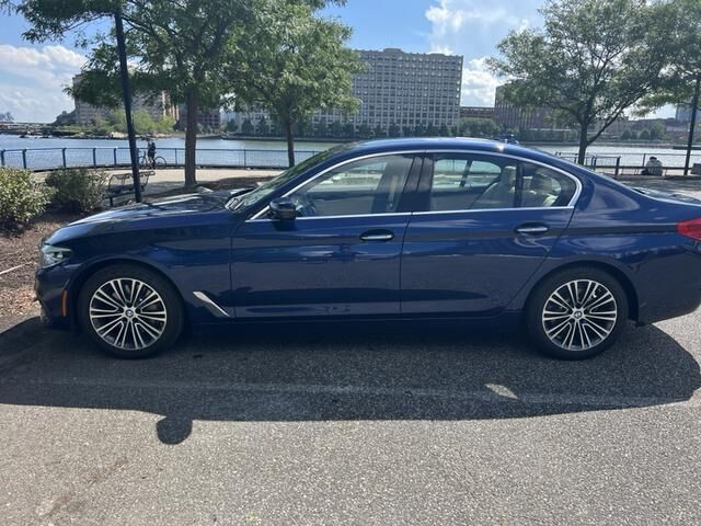 BMW 530i
