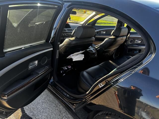 BMW 750i