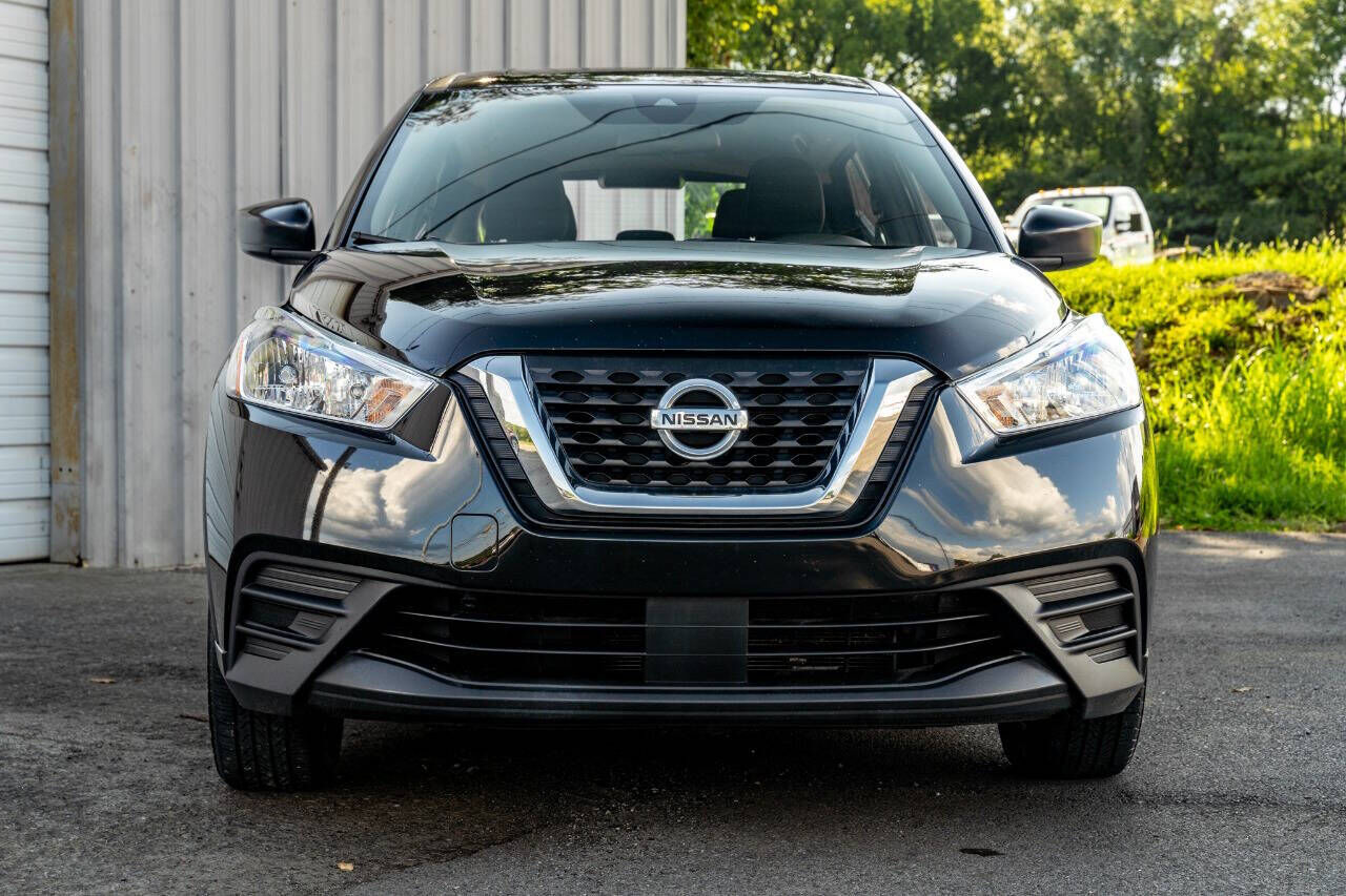 2020 NISSAN Kicks