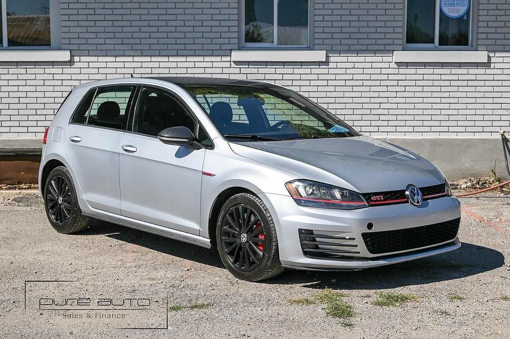 2016 VOLKSWAGEN Golf GTI