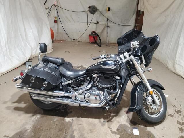 Suzuki VL800K
