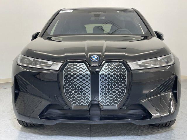 2025 BMW iX