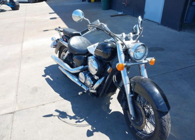 Honda VT750 (Shadow Aero)