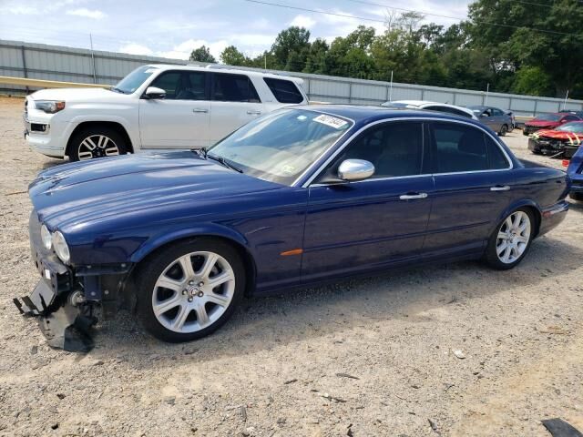 Jaguar Vanden Plas