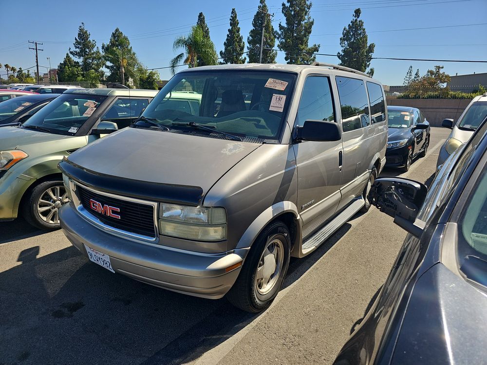 GMC Safari