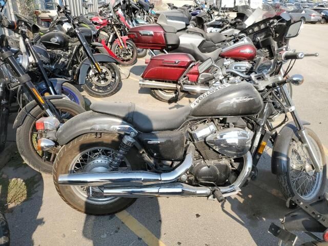Honda VT750 (Shadow)