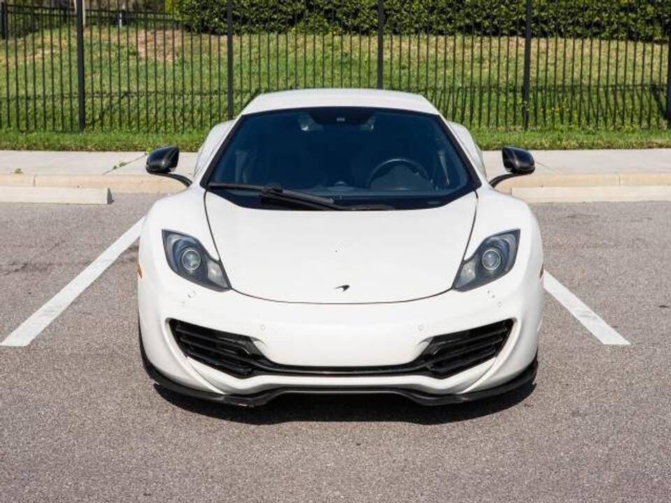 McLaren MP4-12C