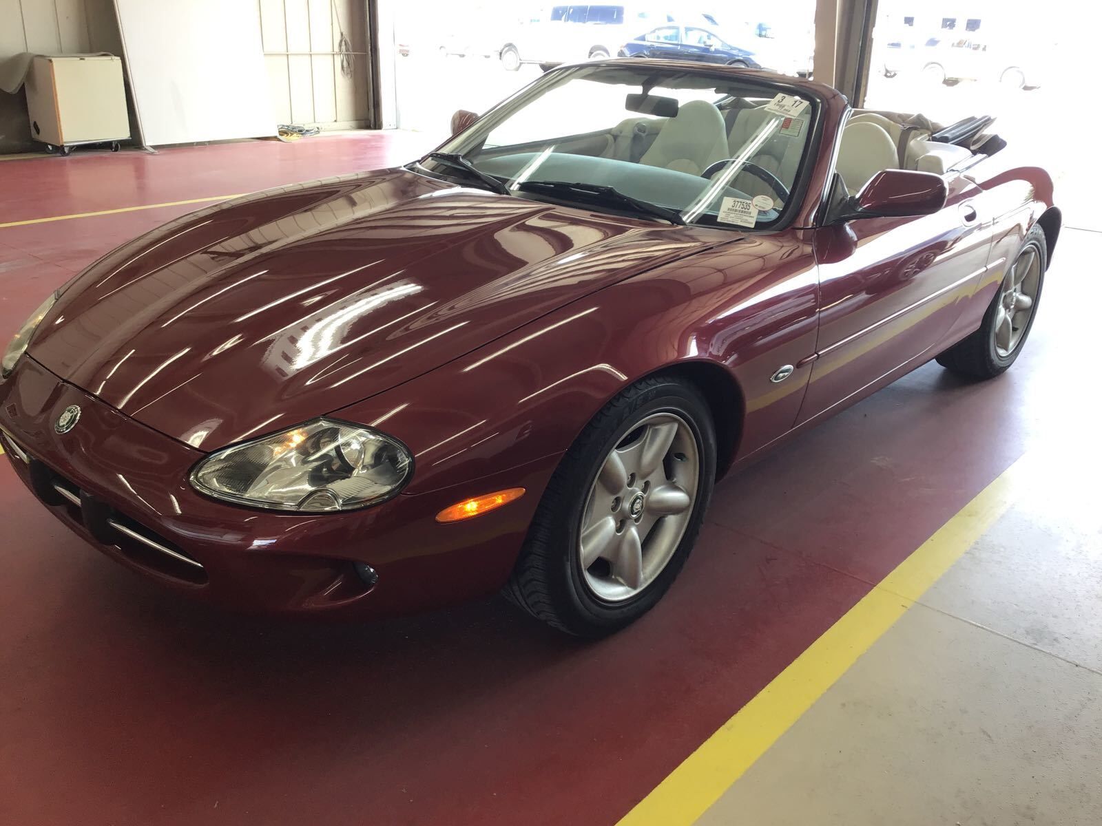 Jaguar XK8