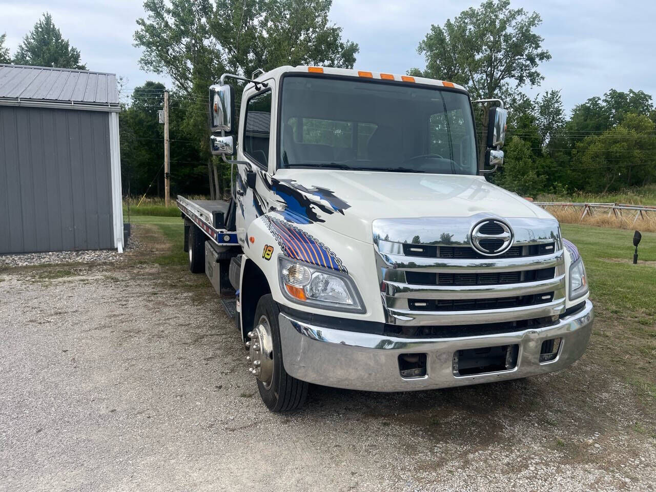 2018 HINO Conventional Type Truck