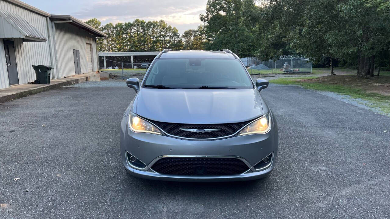 2019 CHRYSLER Pacifica