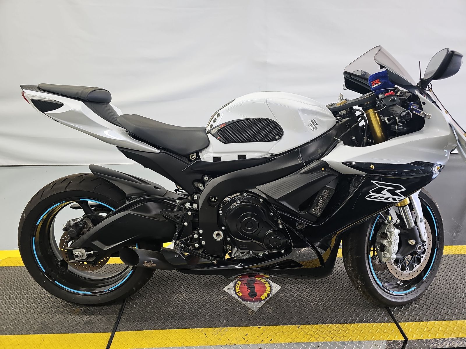 Suzuki GSX-R750