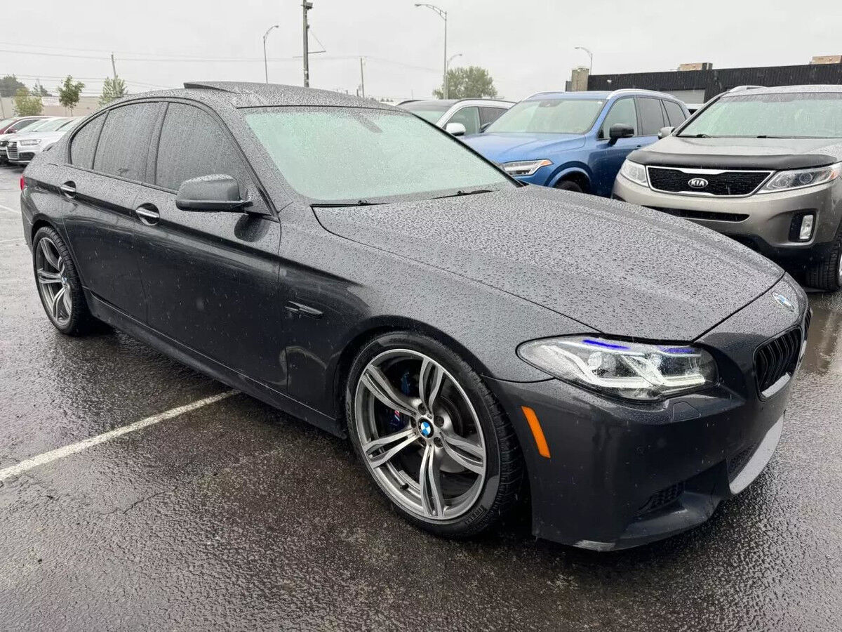 BMW 550i