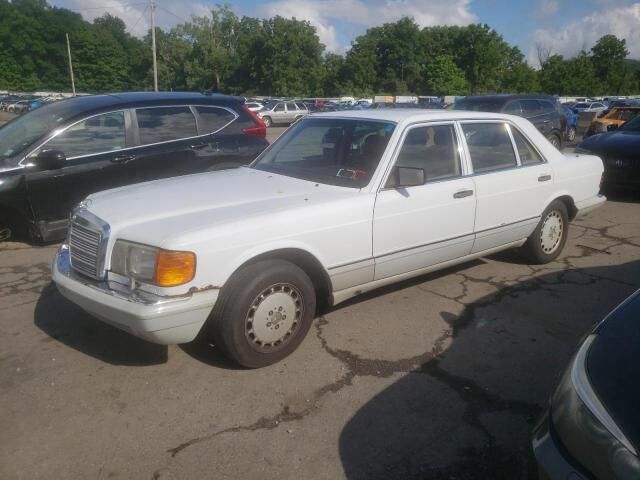 MERCEDES-BENZ