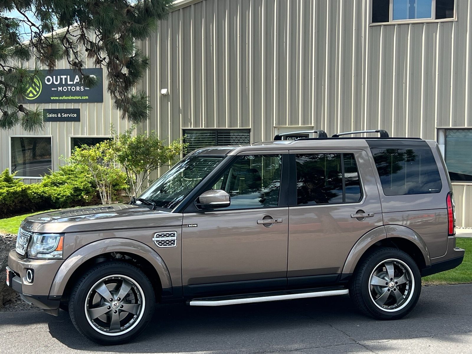 Land Rover LR4
