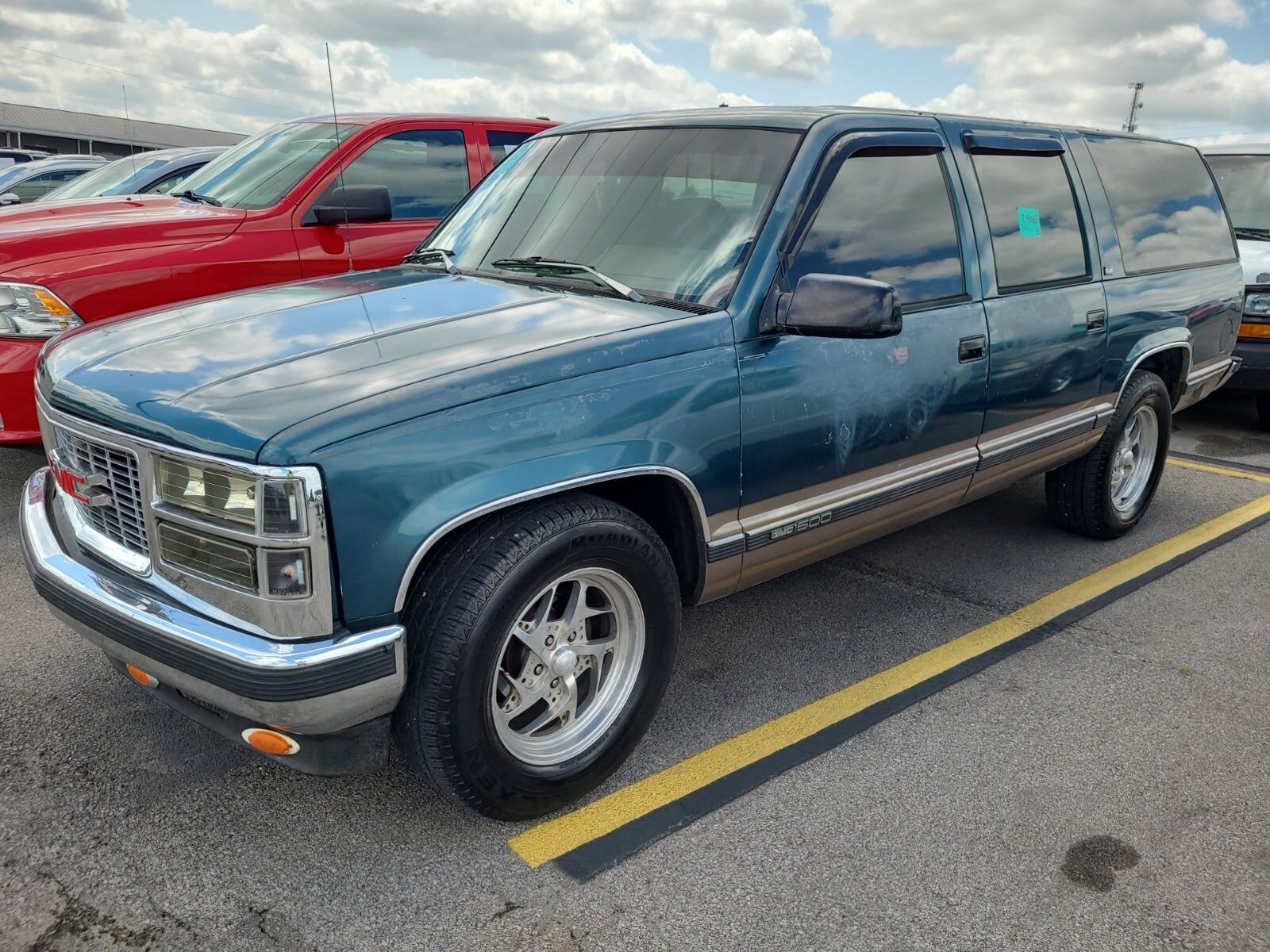 GMC Suburban