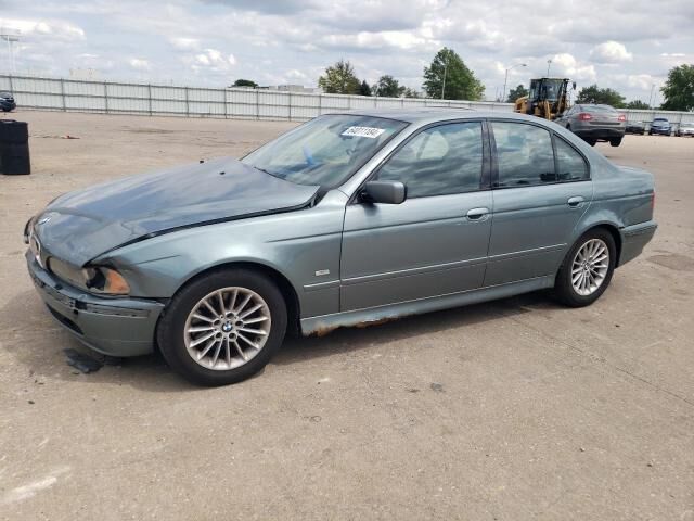 BMW 540i