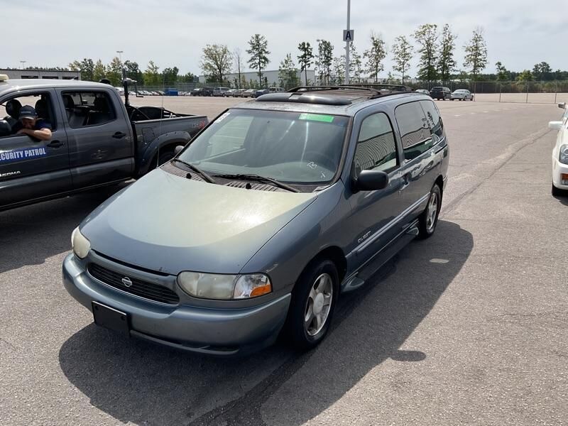 Nissan Quest