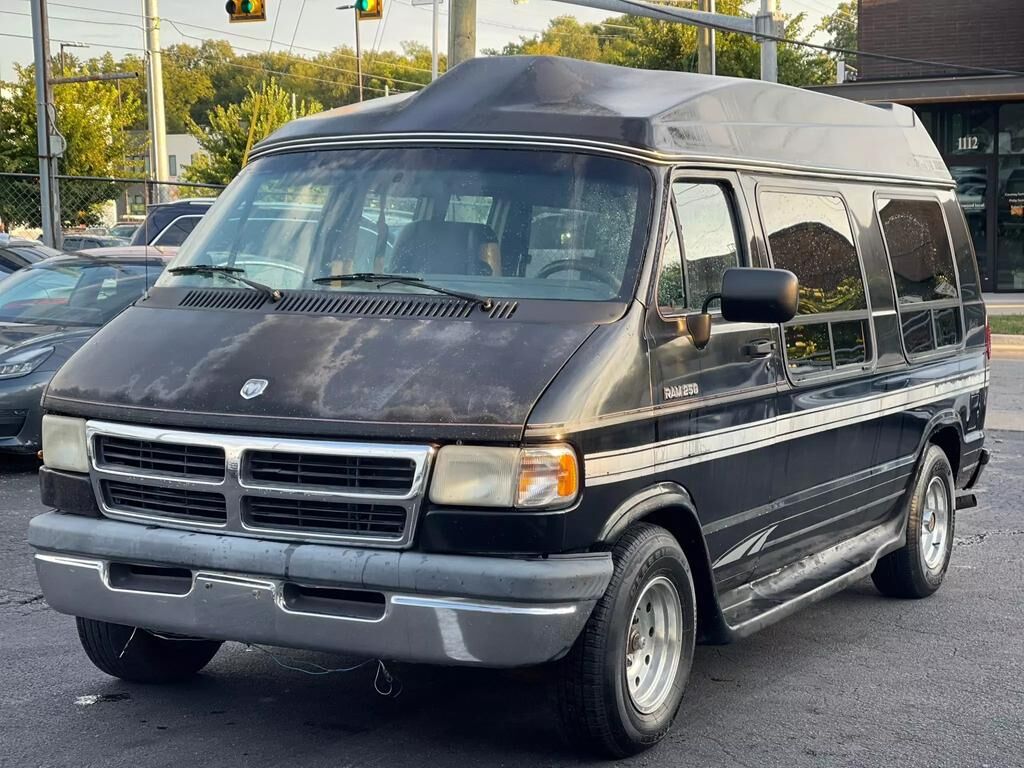 Dodge Ram Wagon