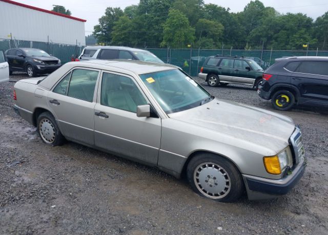 Mercedes-Benz 300