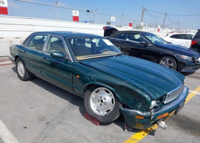 Jaguar XJ6