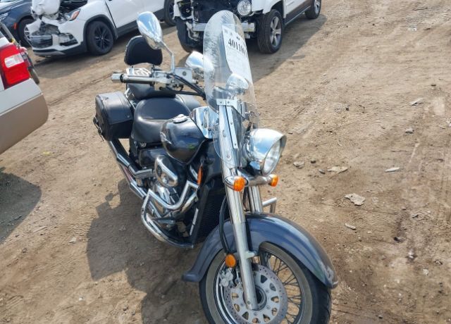 Suzuki VL800/VL800C/VL800T