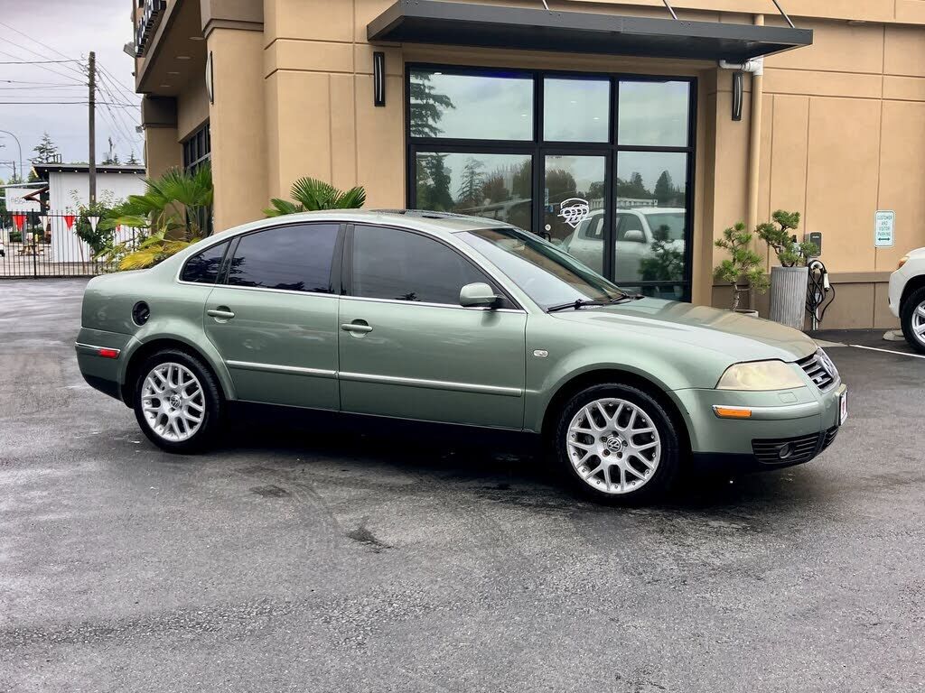 2003 VOLKSWAGEN Passat
