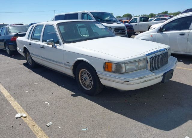 Lincoln Town Car