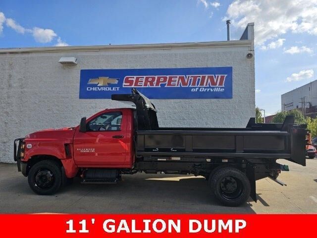 2024 GMC Silverado Medium Duty