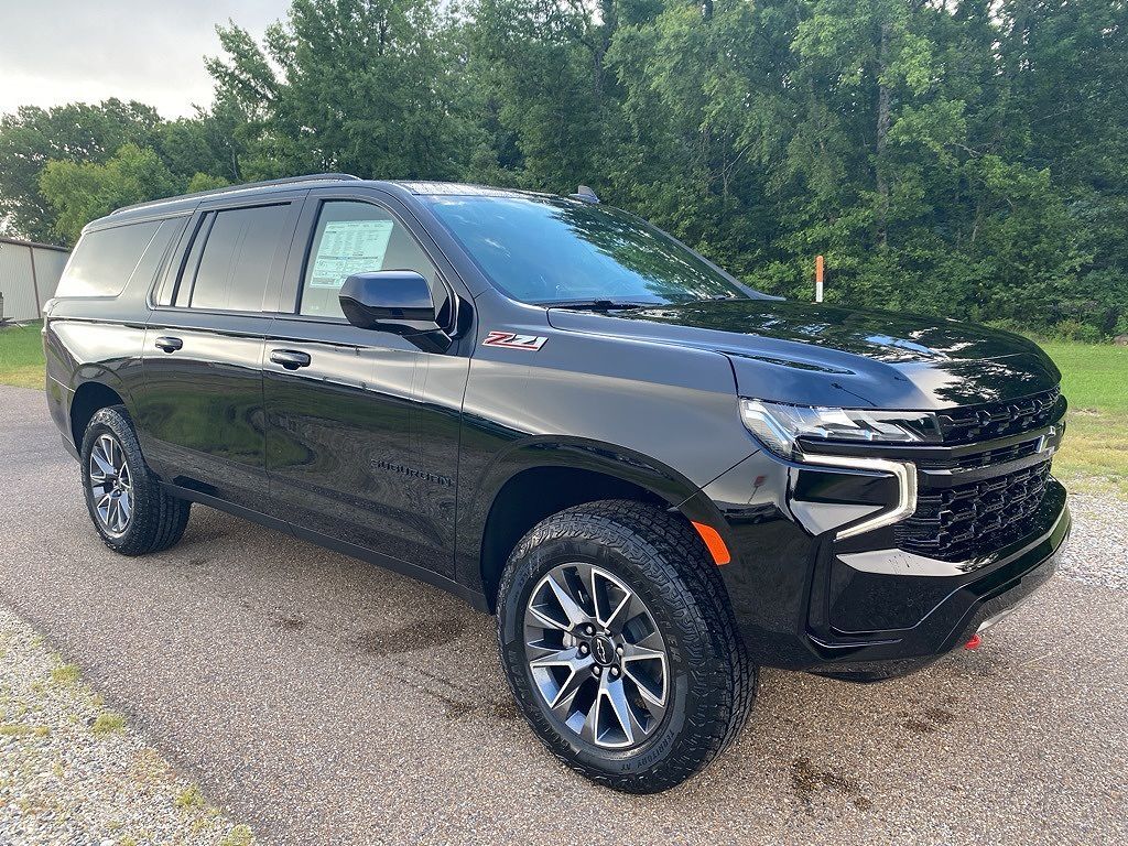 2024 CHEVROLET Suburban