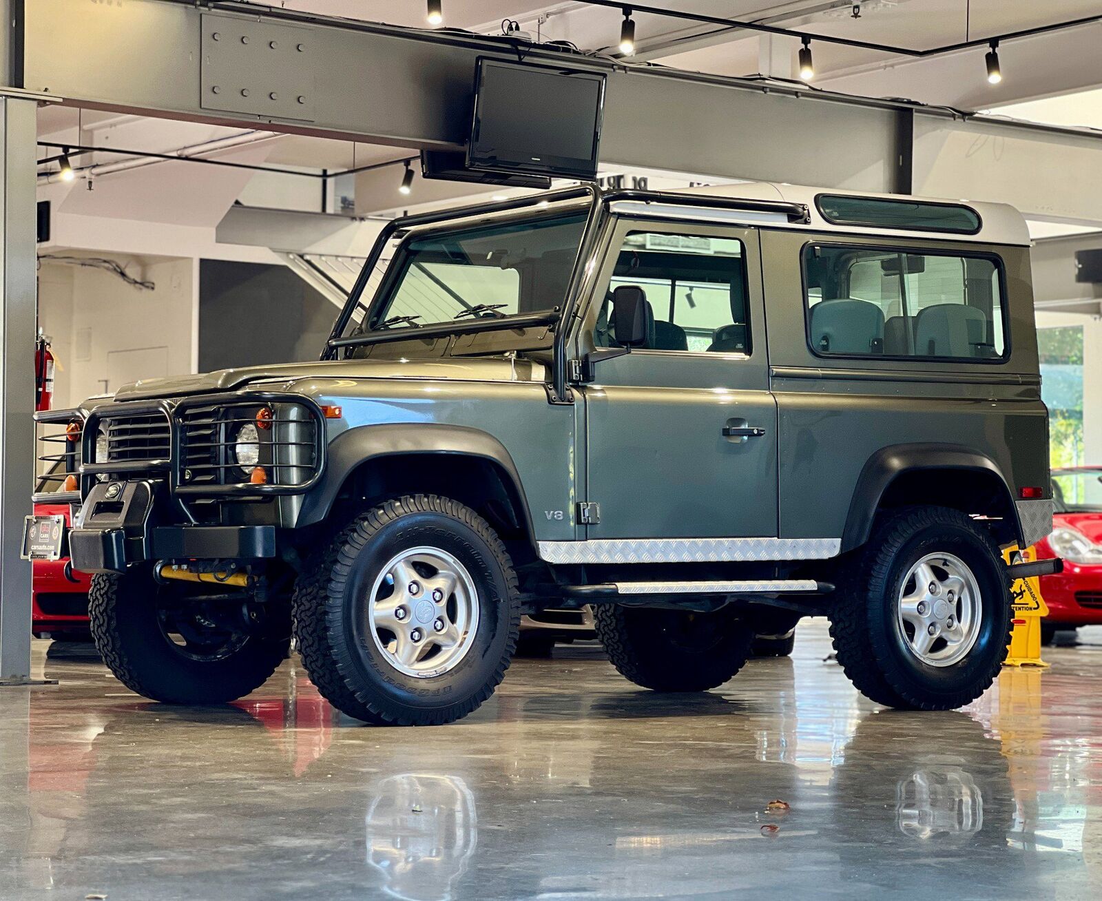 Land Rover Defender