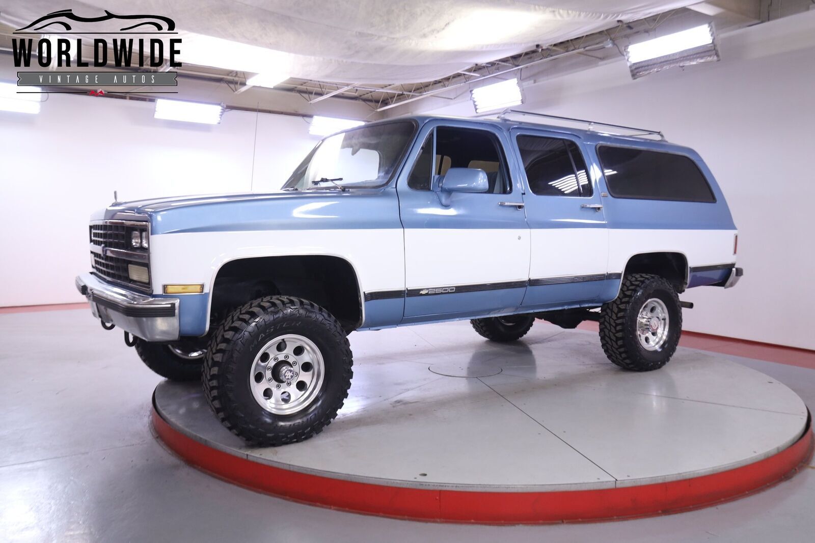 Chevrolet Suburban
