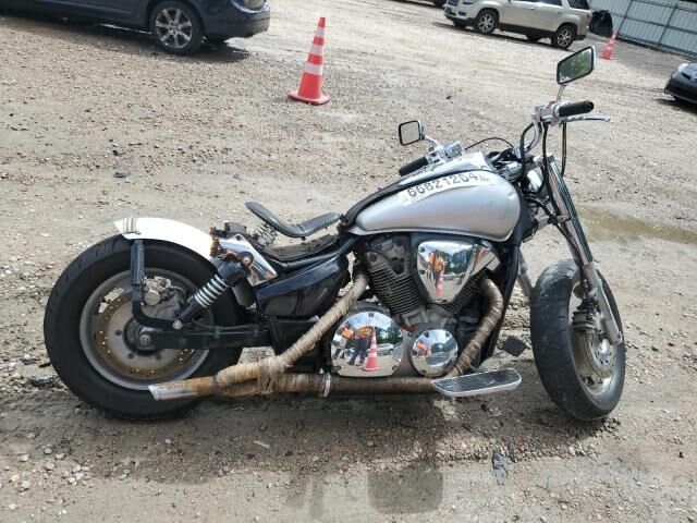 Honda VTX1300R