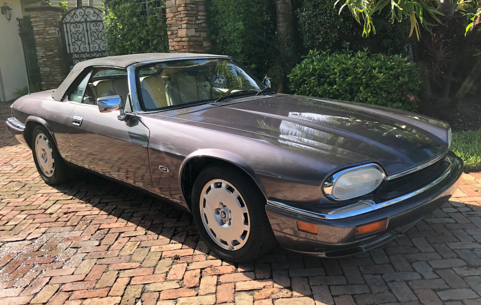 Jaguar XJS