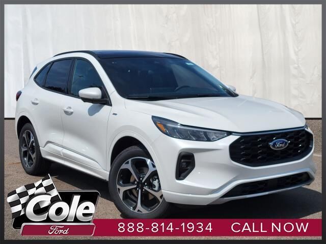 2024 FORD Escape