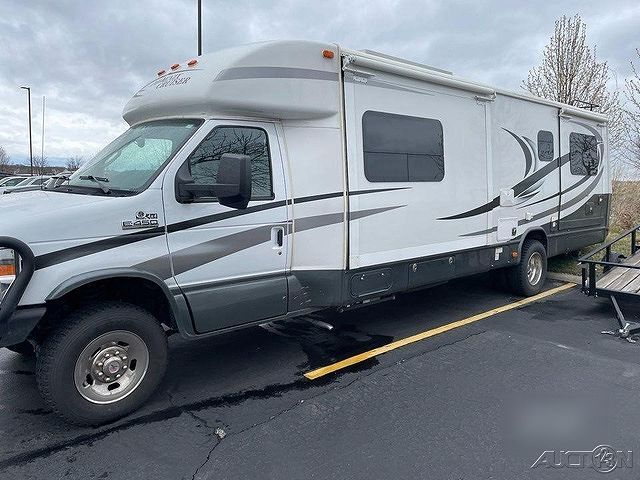 2018 FORD E-450