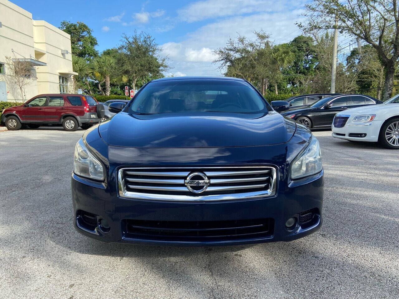 2012 NISSAN Maxima